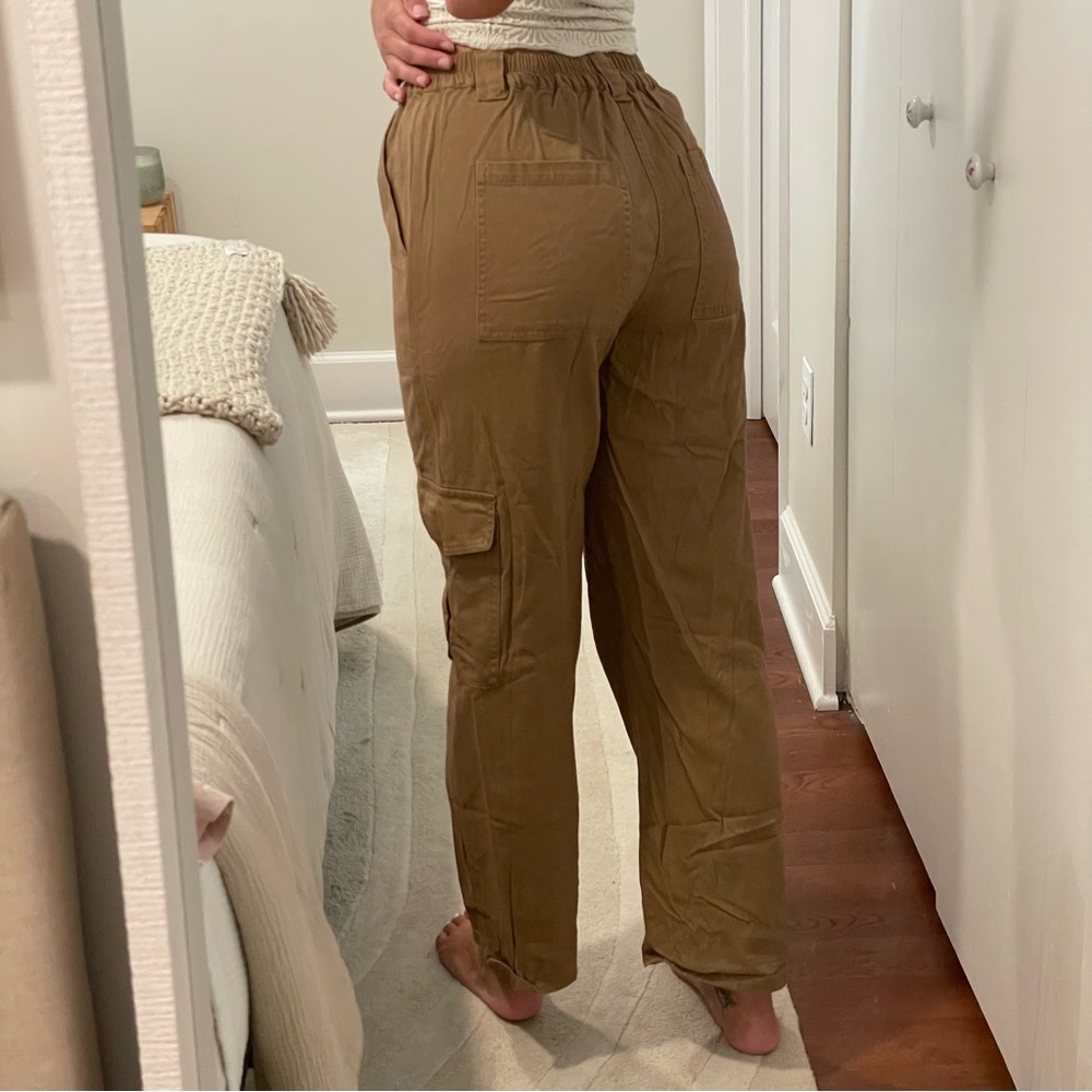 Relaxed cargo pants 🤎 - Picture 3 of 6